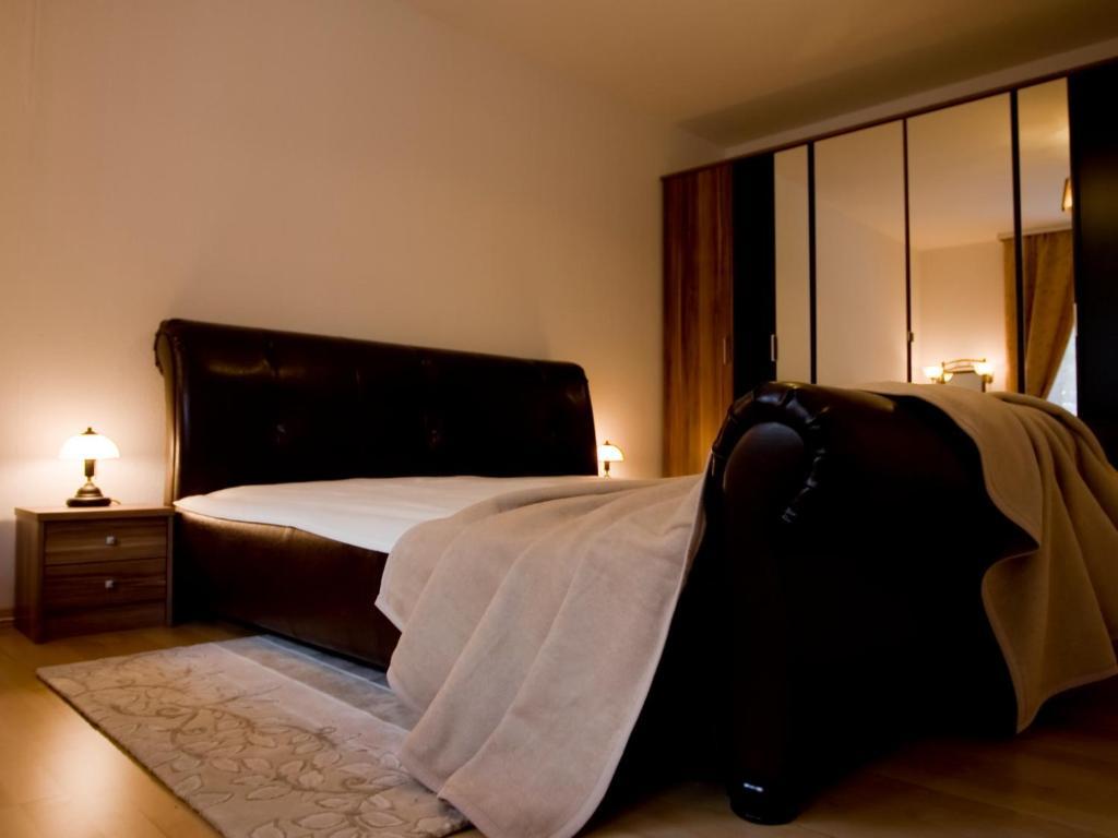 Maria-viktoria Apartment *